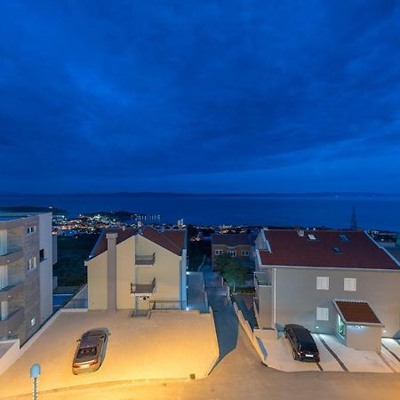 Апартаменты Penthouse Jure Макарска Экстерьер фото