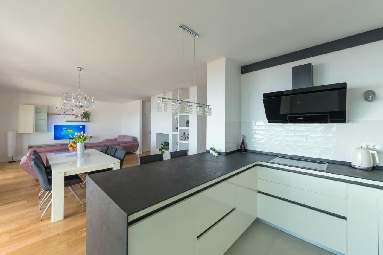 Апартаменты Penthouse Jure Макарска Экстерьер фото
