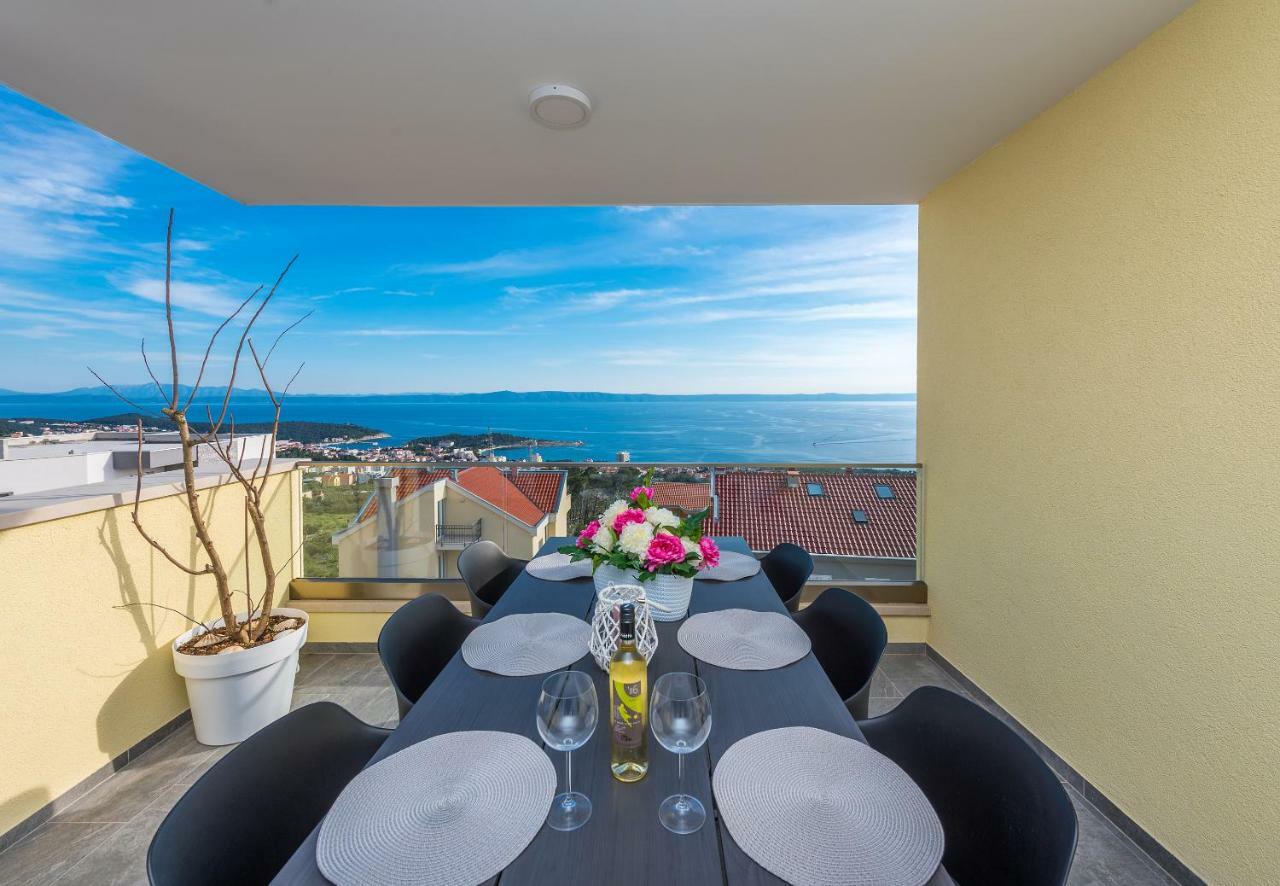 Апартаменты Penthouse Jure Макарска Экстерьер фото