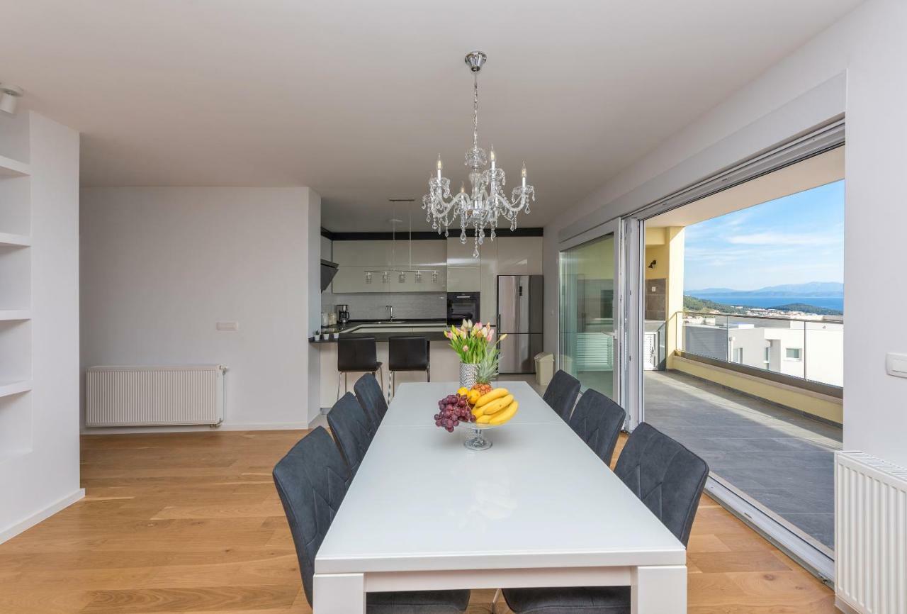 Апартаменты Penthouse Jure Макарска Экстерьер фото