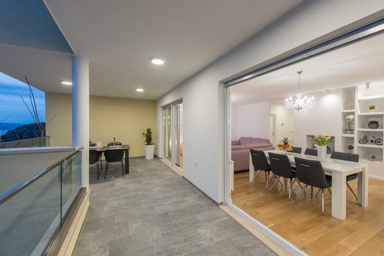 Апартаменты Penthouse Jure Макарска Экстерьер фото